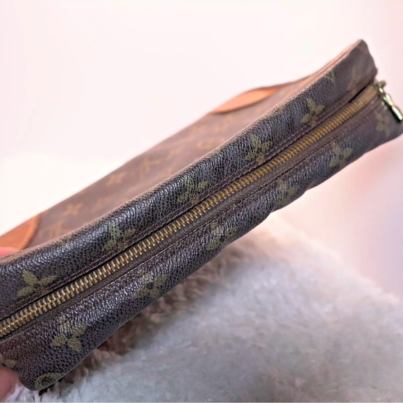 Louis Vuitton Vintage Monogram Trocadero 23 Shoulder Bag Brown - Picture 15 of 16